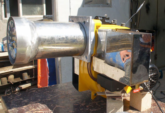 900000 Kcal Recycled Oil Burner 70-80 l / h Three Flame Stage Easy Maintenance