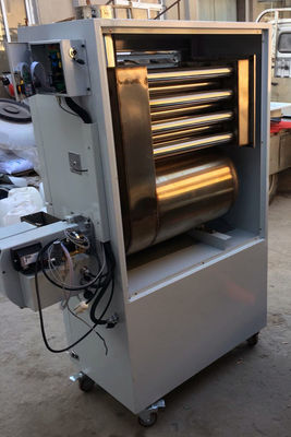 Safe Poultry Brooder Heater , Hen House Heater 0.8 Mpa Working Pressure